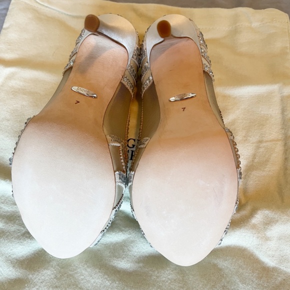 Badgley Mischka | NIB Witney Crystal Embellished Satin Stiletto | Ivory - Picture 6 of 16